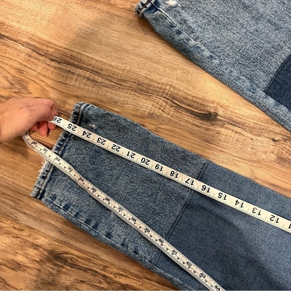 Abercrombie & Fitch Patchwork Ultra High Rise The Ankle Straight Jean - Picture 10 of 10